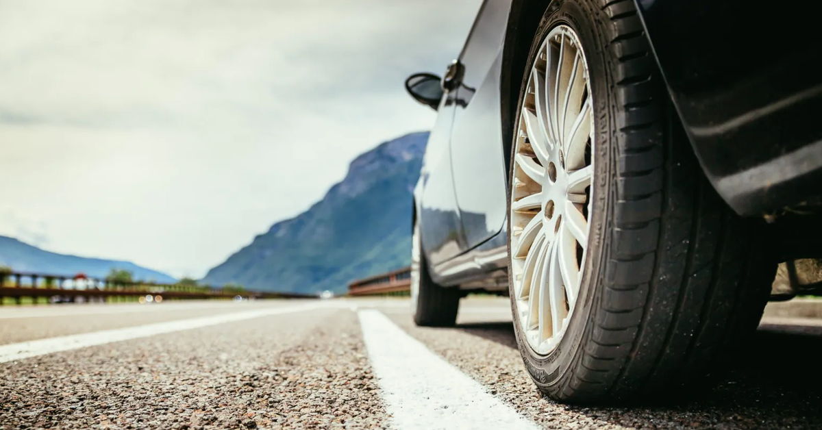 9 Amazing Methods To Reduce Tyre Noise While Driving - Carorbis.com