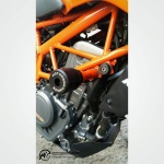 MOTOAGGRANDIZE Frame Sliders for KTM Duke 125 / 200 / 250 / 390 - Orange Black